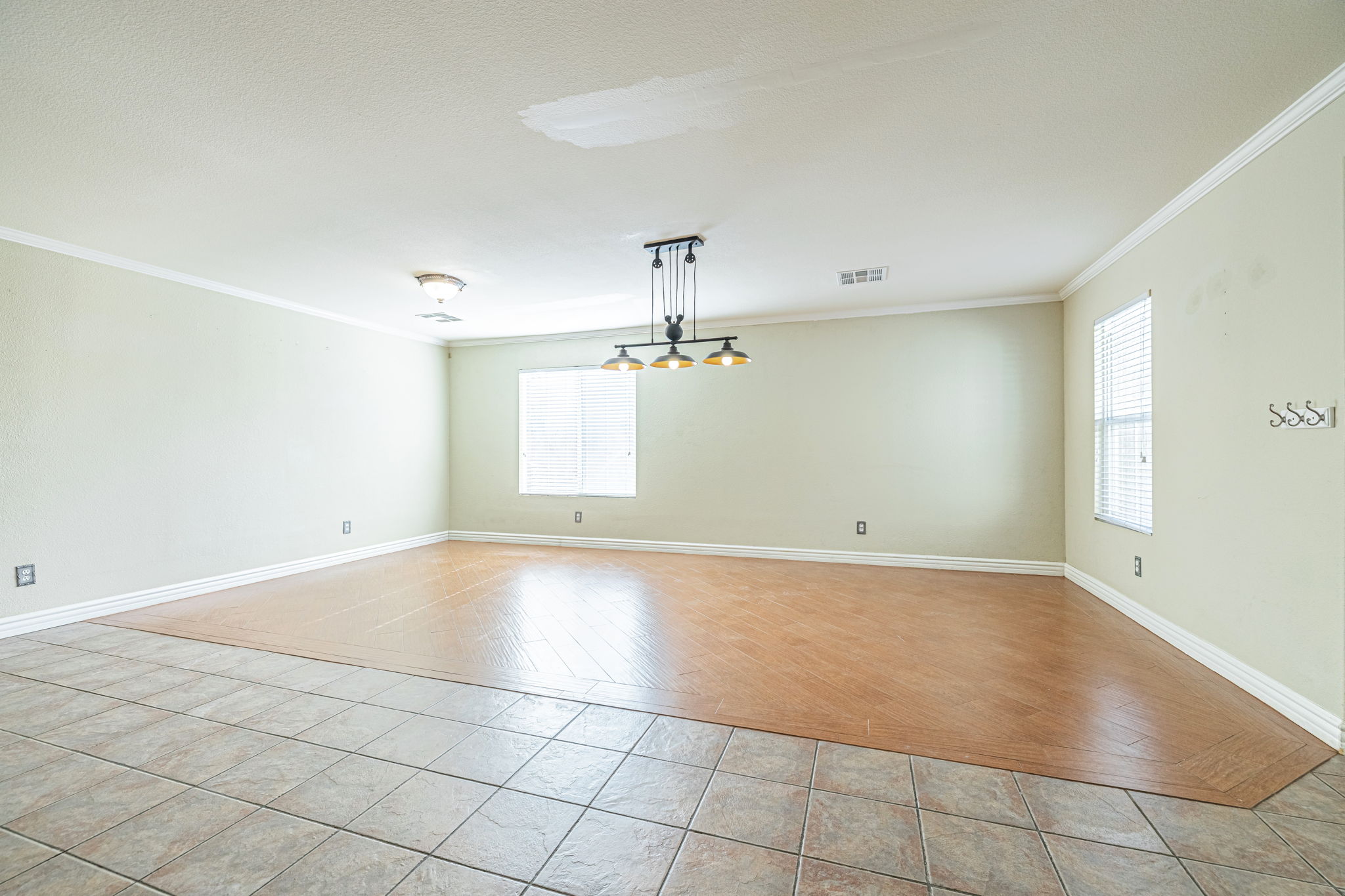 10-web-or-mls-AVOH--20