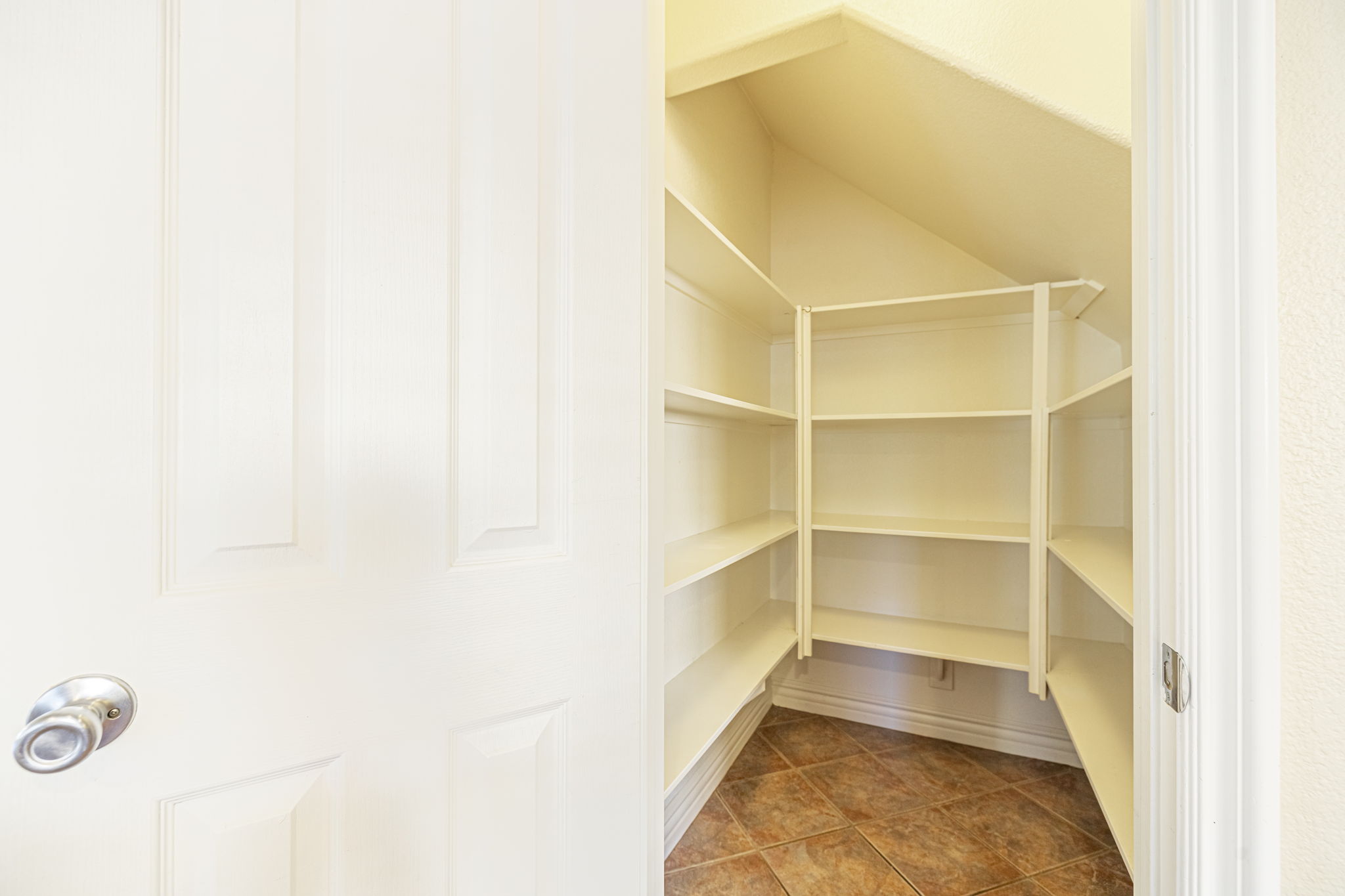 23-web-or-mls-AVOH--31