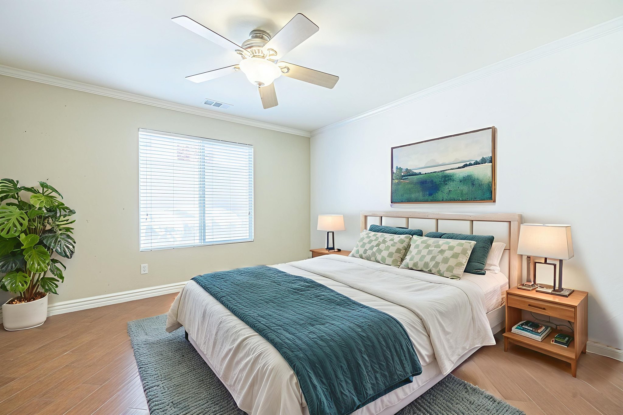 24-web-or-mls-AVOH--32 virtually staged